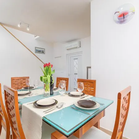 Kuca Lana Apartmán *