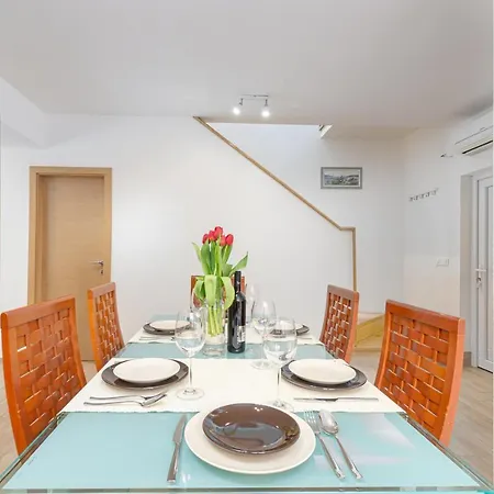 Kuca Lana Apartmán