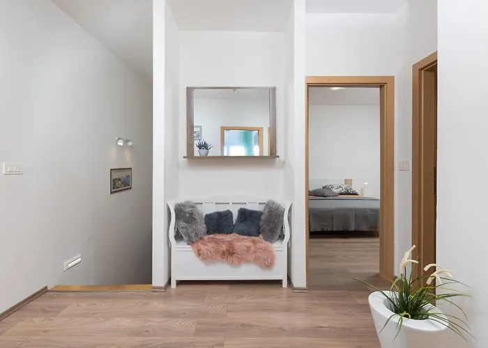 Appartement Kuca Lana *